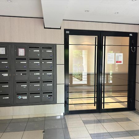 Appartement Magnolia 40M2, Parking Et Wifi Gratuit Montévrain Buitenkant foto