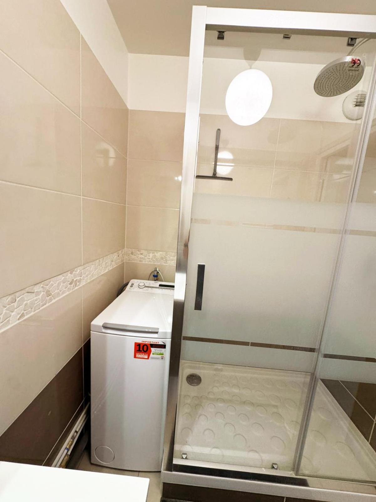 Appartement Magnolia 40M2, Parking Et Wifi Gratuit Montévrain Buitenkant foto