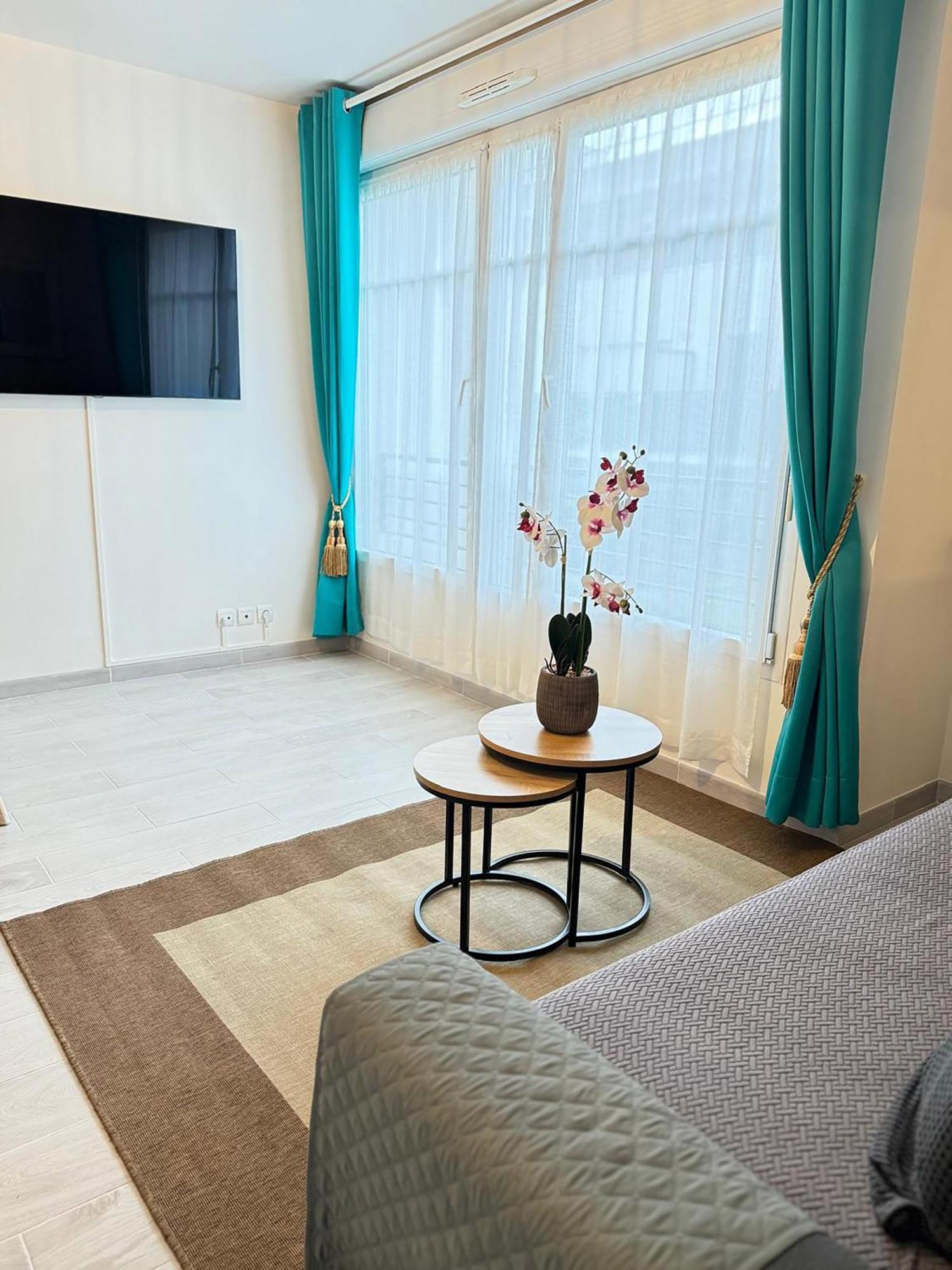Appartement Magnolia 40M2, Parking Et Wifi Gratuit Montévrain Buitenkant foto